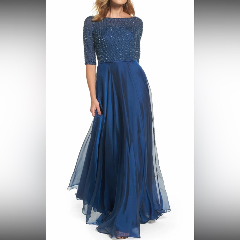 La Femme Blue Embellished Gorgeous Beaded Bodice Chiffon Formal Dress NWT Size 0